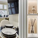 Appartamento Center Of By Prestige *