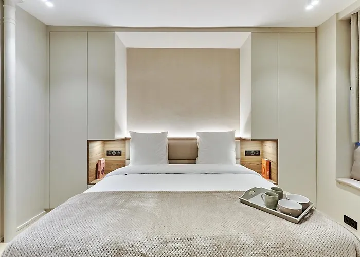 Center Of By Prestige Daire *