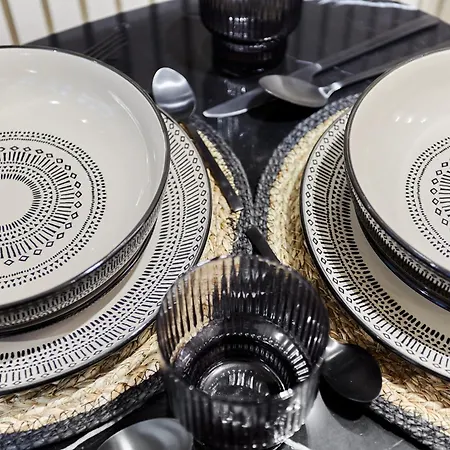 아파트 Center Of By Prestige *